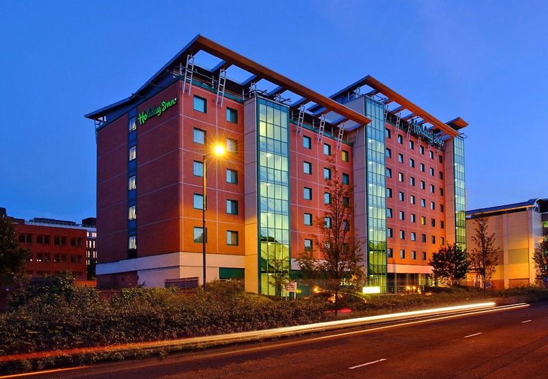 Hotel Doubletree By Hilton Woking Exterior foto